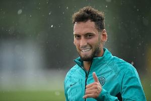 记者：关于恰20情况最近48小时没有和解迹象，加拉塔萨雷尚未报价