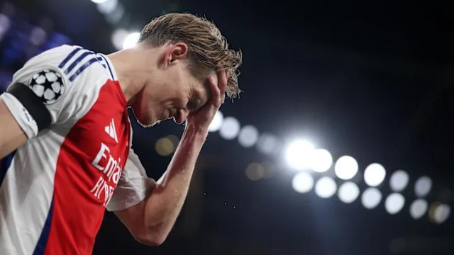 BSPORTS-首遭樱桃双杀，得失皆系定位球，枪手命该与四为伍？